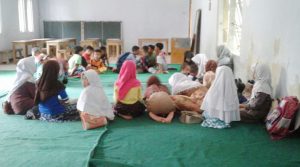 Anak-Anak Ahmadi Ciparay Unjuk Kebolehan Baca Al-Quran dan Nazm