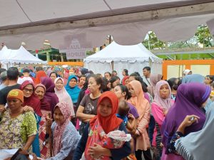 Bakti Sosial, Muslimah Ahmadiyah Tangerang Khidmati Masyarakat.