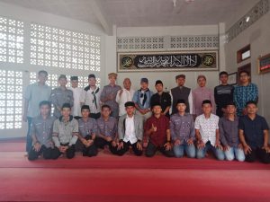 ‘Mengasah’ Pena Generasi Muda Jemaat Ahmadiyah Di Tasikmalaya