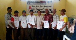 AHMADIYAH KONAROM GELAR KERJASAMA BAKSOS DENGAN PEMERINTAH KECAMATAN DUMOGA UTARA