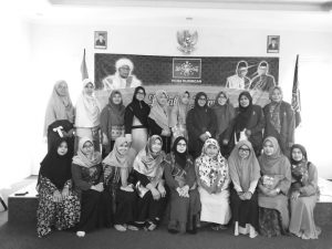 Ramah Tamah Muslimah Ahmadiyah Manislor dengan PC Fatayat NU Kab. Kuningan