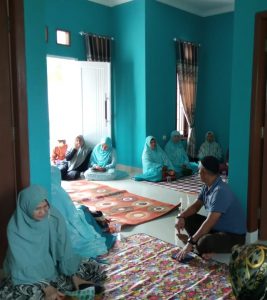 Muslimah Ahmadiyah Cikalong Kulon Gelar Talimul Quran Bersama Masyarakat