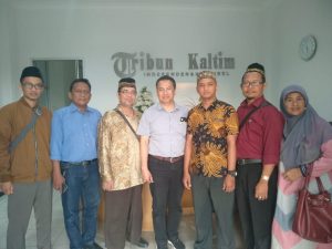 AHMADIYAH KALTIM BERSILAHTURAHIM KE TRIBUN KALTIM