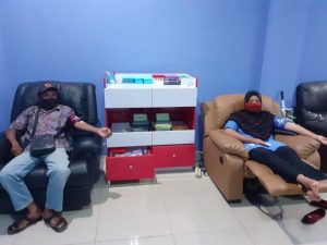 Merespon Miniminya Stok Darah, Anggota Ahmadiyah Pelaihari Donorkan Darahnya di UTD PMI