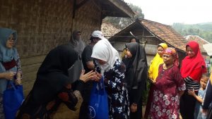 Membangun Kebersamaan dalam Keberagaman, Perempuan Ahmadiyah Jabar 11 Gelar Bakti Sosial