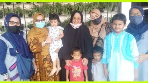 Pupuk Silaturahmi yang Manis dan Humanis, Perempuan Ahmadiyah Bandung Kulon Sambangi Panti Asuhan “Rumah Seribu Malaikat”