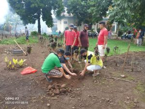 Ahmadiyah Kotamobagu Adakan Kerja Bakti, Hadir Lurah hingga Tokoh Masyarakat