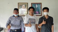 Gencarkan Silaturahmi, Mubaligh Ahmadiyah Paju Ampat Kunjungi Pastor dan Transmigran di Barito Timur