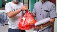 Sore Beberkah Bagi Warga di Sekitar Masjid Mubarak Ahmadiyah Cimahi Bandung