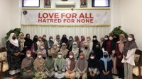 Pemilihan Ketua AMSAW Nasional, Sadr Lajnah Imaillah : Perempuan Ahmadi Harus Menampilkan Akhlak yang Baik dan Cerdas