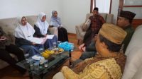 Ahmadiyah Tasikmalaya Apresiasi Dua Siswi MAN Darussalam yang Datang Melakukan Penelitian