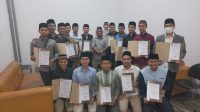 Amir Nasional JAI Serahkan Langsung SK Pengangkatan 17 Mubaligh Baru