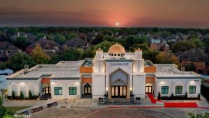 Ketua Jemaat Muslim Ahmadiyah Sedunia Resmikan Masjid Baitul Ikram Di Dallas