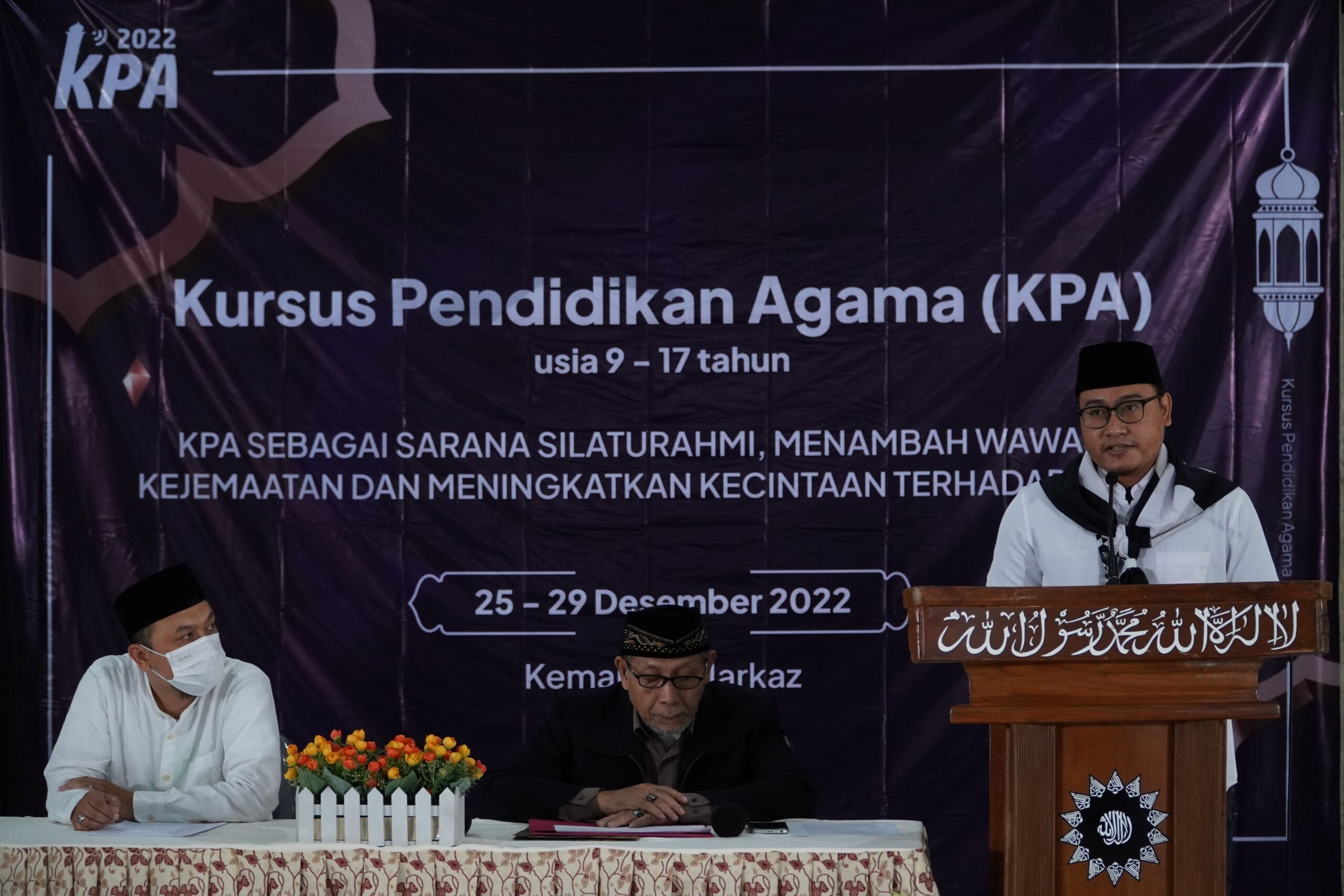 Ketua Pelaksana Nasional Kursus Pendidikan Agama (KPA) Nasional 2022, Saifur Rahman tengah melaporkan jumlah.peserta sementara.