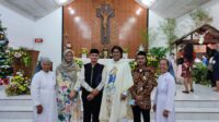Kunjungi Gereja saat Malam Natal, Mubaligh Ahmadiyah Bangka Belitung: Silaturahmi antar Muslim dan Nasrani