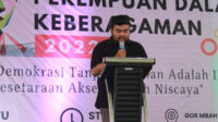 Ketua AMSA Cirebon Senandungkan Syair Jin se Wafa ka Pemanah di Deklarasi 16 HAKTP