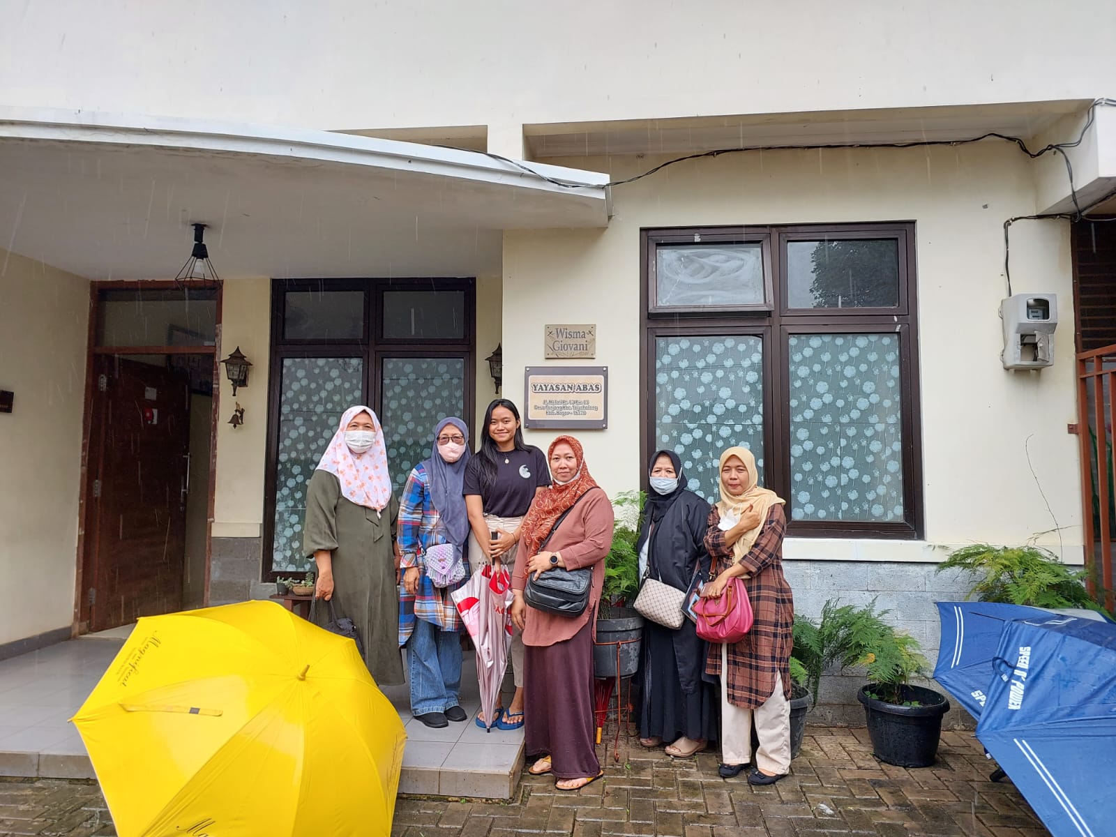 Lajnah Imaillah Markaz kunjungi Yayasan Abas