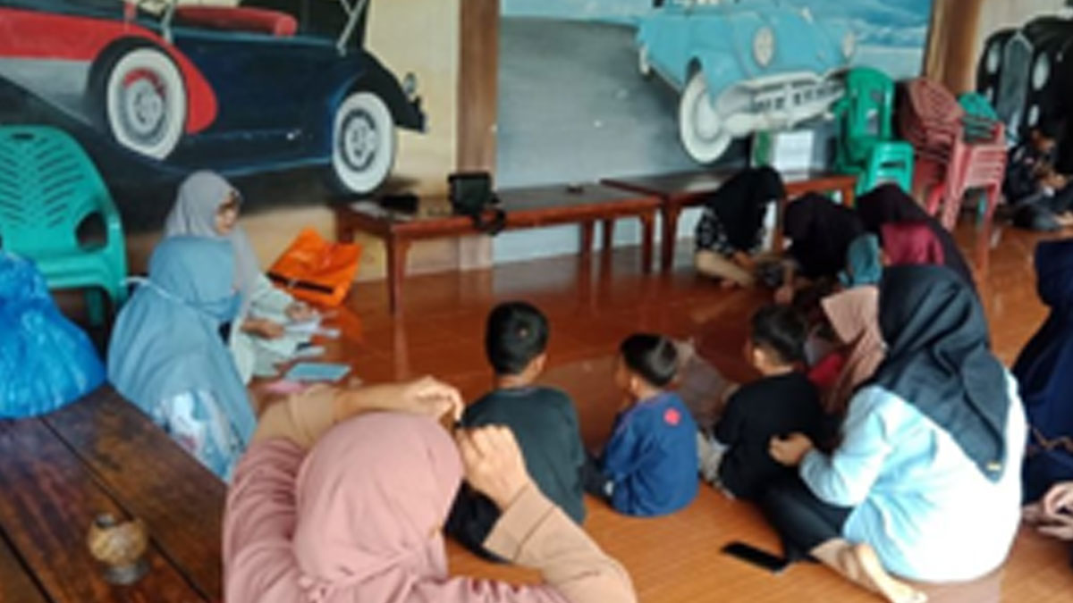 Jemaat Ahmadiyah Cabang Kunto Darussalam Riau menyelenggarakan kegiatan Wisata Tarbiyat pada Minggu 19 Februari 2023.
