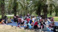 Keseruan Wisata Tarbiyat JAI Tanjung Medan Riau di Kolam Pemandian Km 37