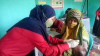 Sub PIN Polio, Pengda Lajnah Imaillah Cianjur Raya Bagikan PMT Susu