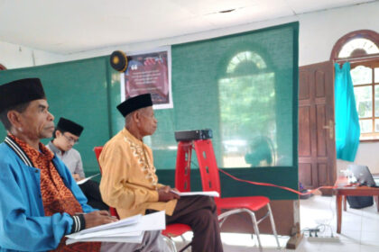 Jemaat Ahmadiyah Kupang dapat kunjungan dari AMLA Indonesia.