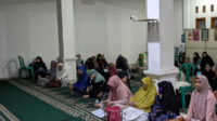 Jemaat Ahmadiyah Cianjur Undang RT hingga Kader Posyandu dalam Pengajian Rutin