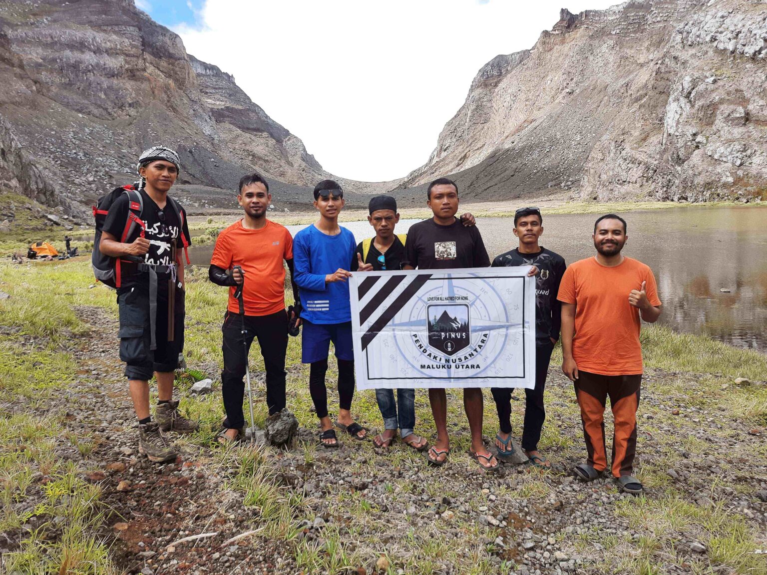 Komunitas Pendaki Nusantara (PINUS) Maluku Utara di Gunung Gamkonora