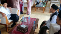 Jemaat Ahmadiyah Sintang Berlebaran ke Bupati, Bawa Semangat Persaudaraan