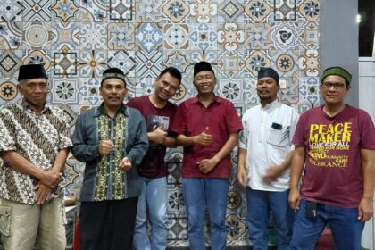 Salah seorang warga Ahmadiyah Purwekerto akan menunaikan ibadah haji