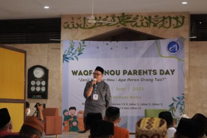 Waqf-E-Nou Parents Day