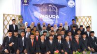 Boarding Arif Rahman Hakim Merayakan Prestasi Kelulusan dengan Wisuda Tahunan
