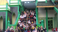 Isi Liburan Sekolah, Anak-Anak Ahmadi Manislor Ikut Lomba dan Tahajud Berjamaah
