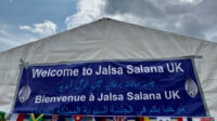 Pelayanan, Senyuman dan Pengorbanan: Huzur Memberikan Kunci Sukses Jalsah Salanah UK