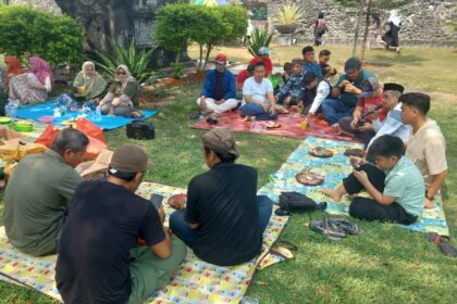 Wisata tarbiyat cabang Serang di Benteng Speelwijk