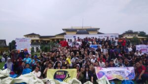 Aksi Bersih-Bersih, Relawan Clean The City Medan Kolaborasi Bareng Pemerhati Lingkungan Semarakkan World Clean Up Day 2023