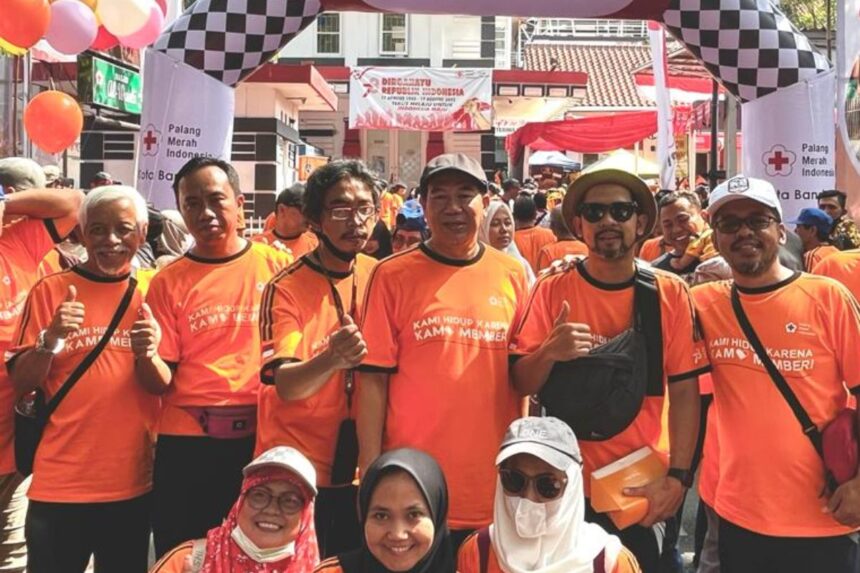 Warga Ahmadiyah Bandung Ramaikan Jalan Sehat Donor Darah