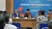 Biografi Pertama Pendiri Ahmadiyah dari Penulis Asal Inggris Iain Adamson