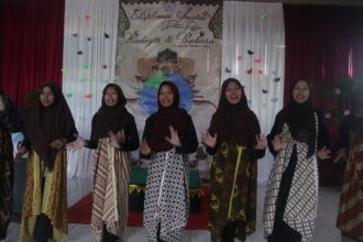 Bulan Bahasa SMA Plus AL Wahid
