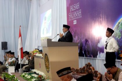 Amir Nasional berpidato di Jalsah Salanah 2023