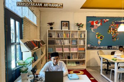 Perpustakaan Ar Rahmat Peninggilan Banten