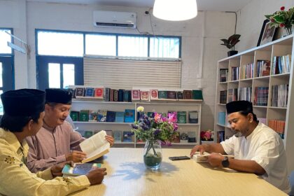 Perpustakaan Ar Rahmat Peninggilan Banten