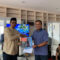 Jemaat Ahmadiyah Yogyakarta hadiahkan buku untuk rombongan dari Universitas Sanata Darma.