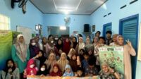 Mahasiswa Ahmadiyah Purwokerto Berbagi di Panti Asuhan, Anak-Anak Gembira Diajak Main Games
