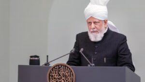 Khalifah Islam Ahmadiyah Tekankan Pentingnya Kekuatan Doa di Tengah Ancaman Perang Dunia ke-3