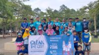 Komunitas Clean The City Padati Alun-alun Serang Banten, Bersihkan Sampah Tahun Baru