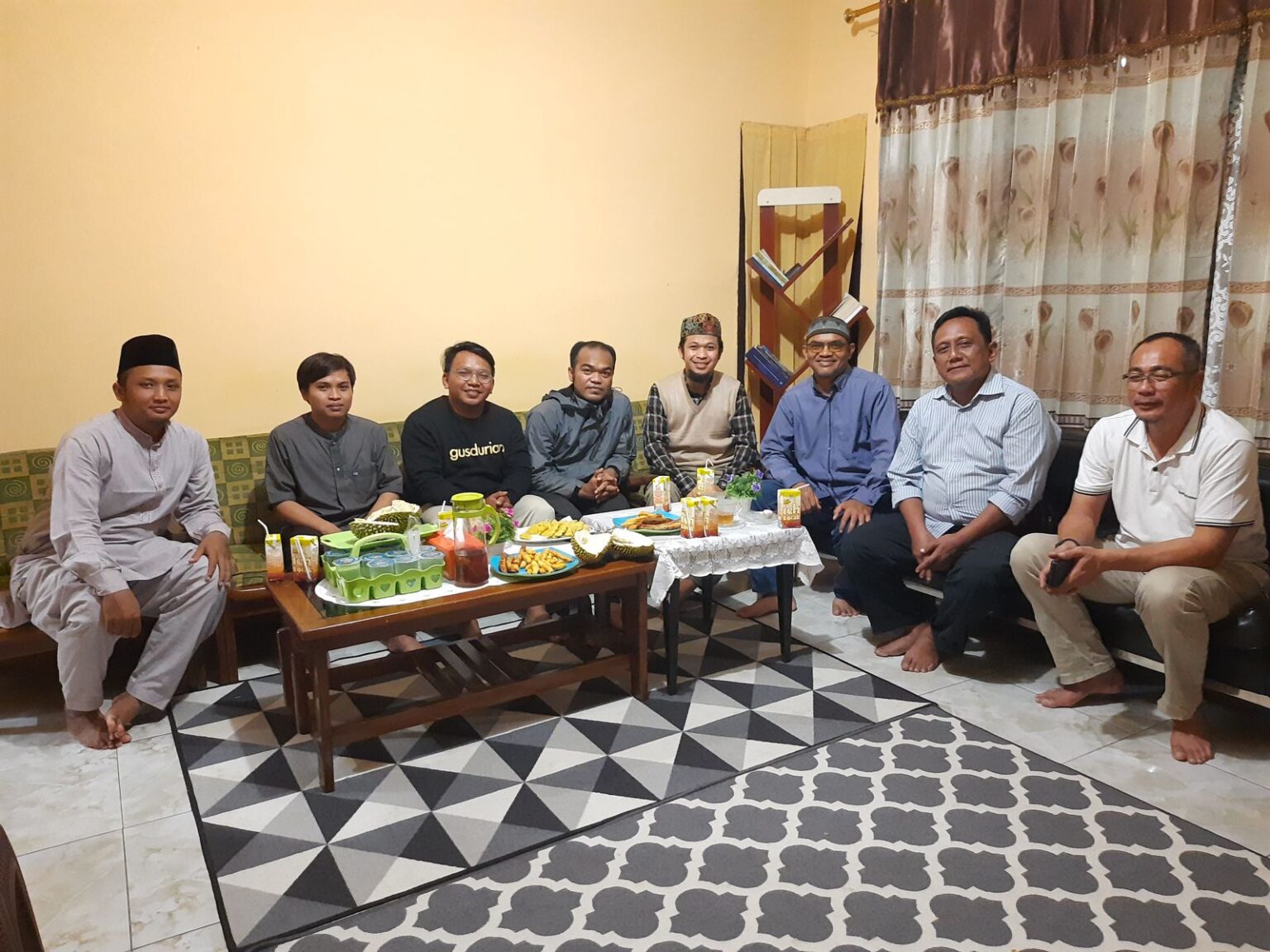 Silaturahmi Ahmadiyah dengan Gusdurian di Samarinda