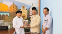 Rabtah ke FKUB, JAI Pontianak Hadiahkan Cetakan Baru Tafsir Al-Quran