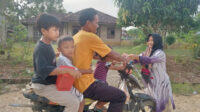 Lajnah Imaillah Singkut Jambi Bagikan Takjil ke Warga, Agenda Rutin Setiap Ramadhan