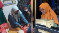 Berbagi Sembako dan Takjil Semarakkan Program SERASI Jemaat Ahmadiyah Cibereum Bogor