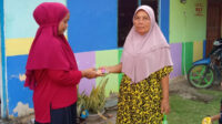 Manfaatkan Momen Ramadhan, Lajnah Imailah Numbing Bagikan Takjil dan Sembako ke Masyarakat 